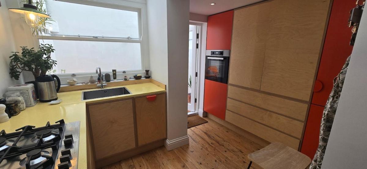Regency House - 2 Bed, 2 Bath By The Beach! *